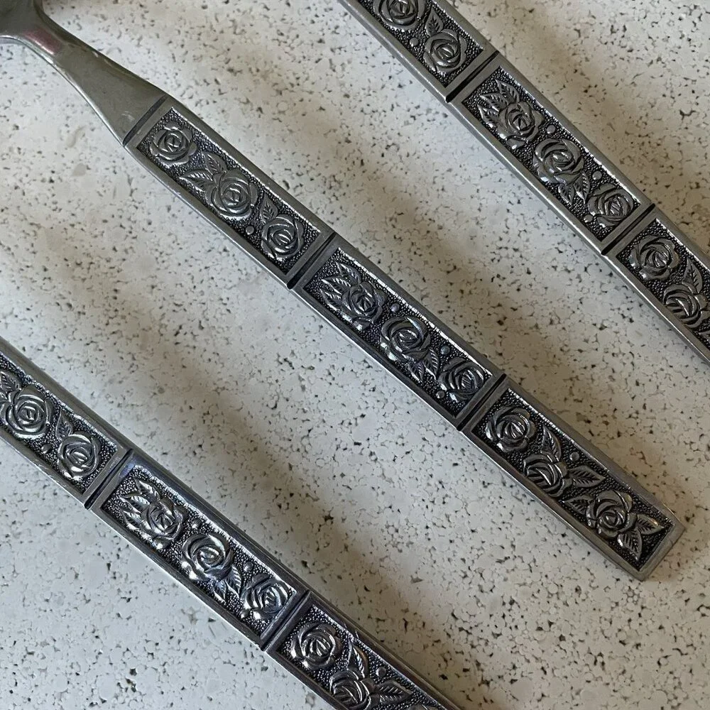 Stanley Roberts Stainless DORETTE Roses Floral Pattern 4 Table / Soup Spoons 7''